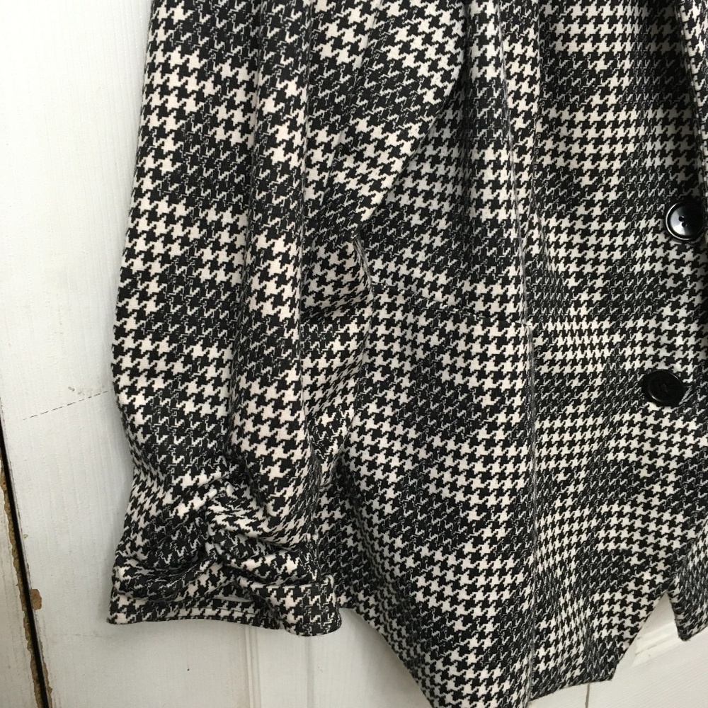 CATO Jacket - Picture 3 of 8